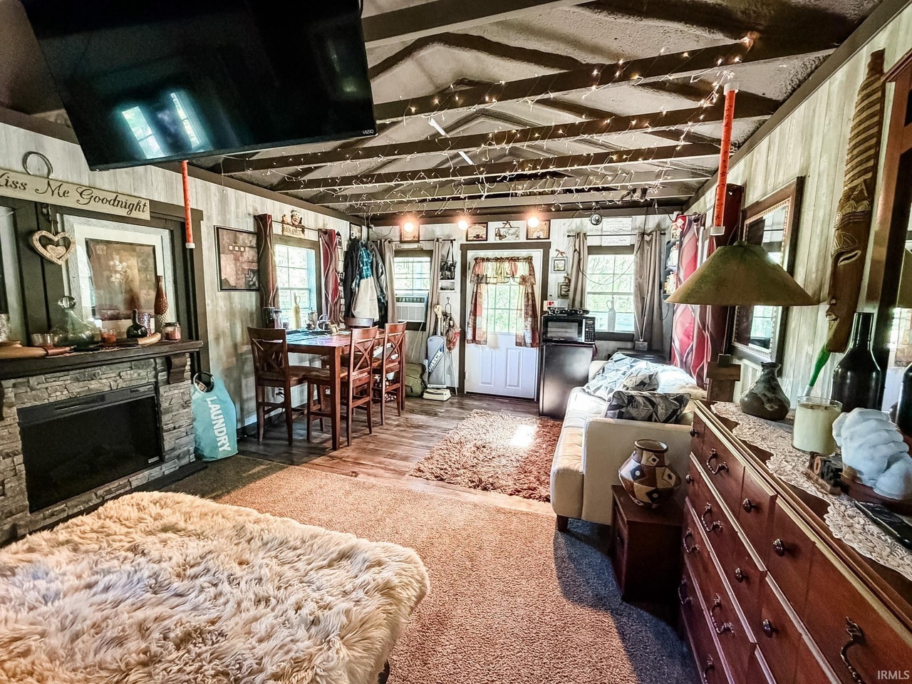 Interior view of the guest cabin at Walnut Grove